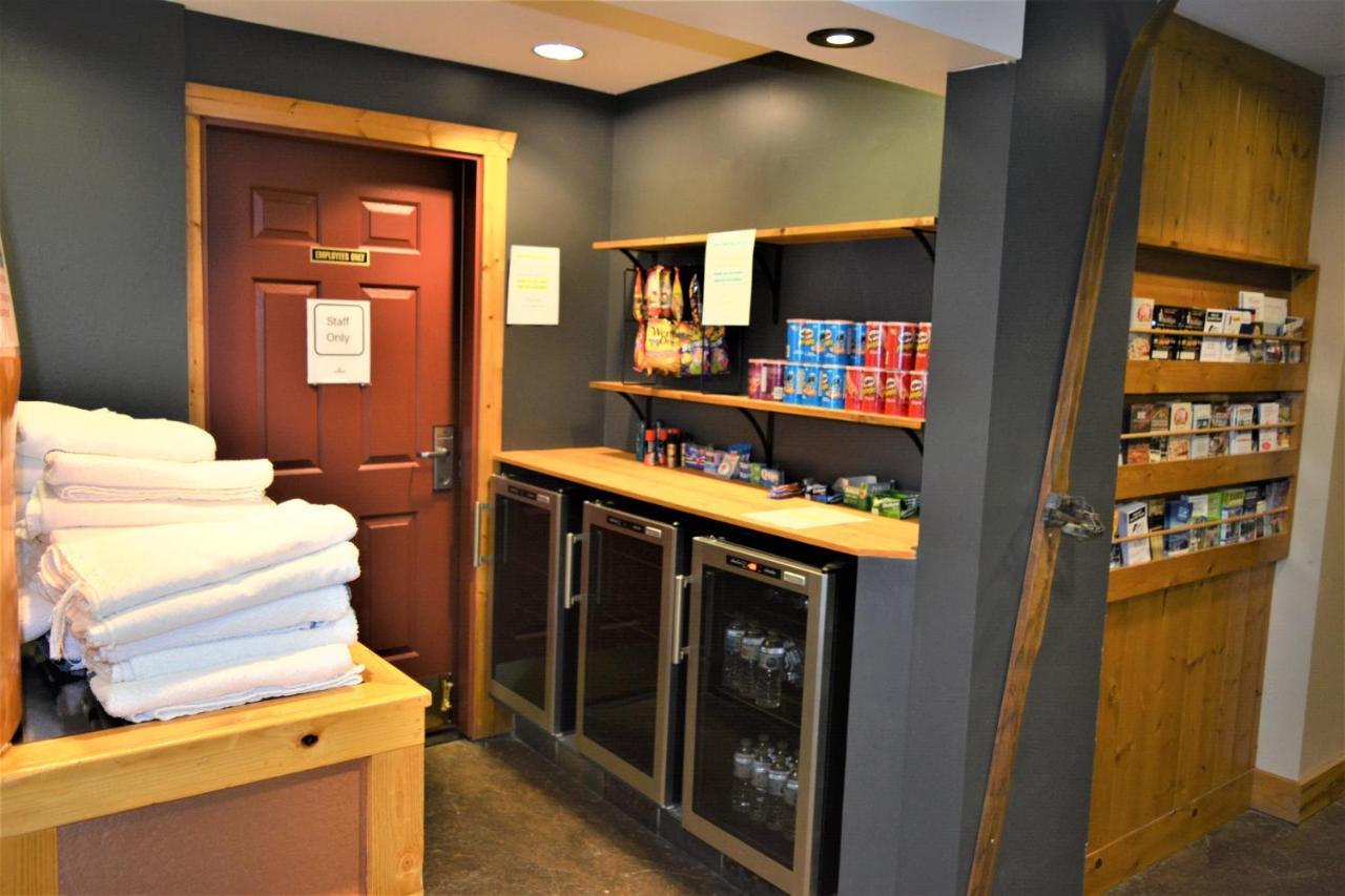 Fernie Stanford Resort Extérieur photo