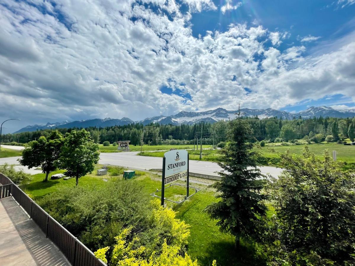 Fernie Stanford Resort Extérieur photo
