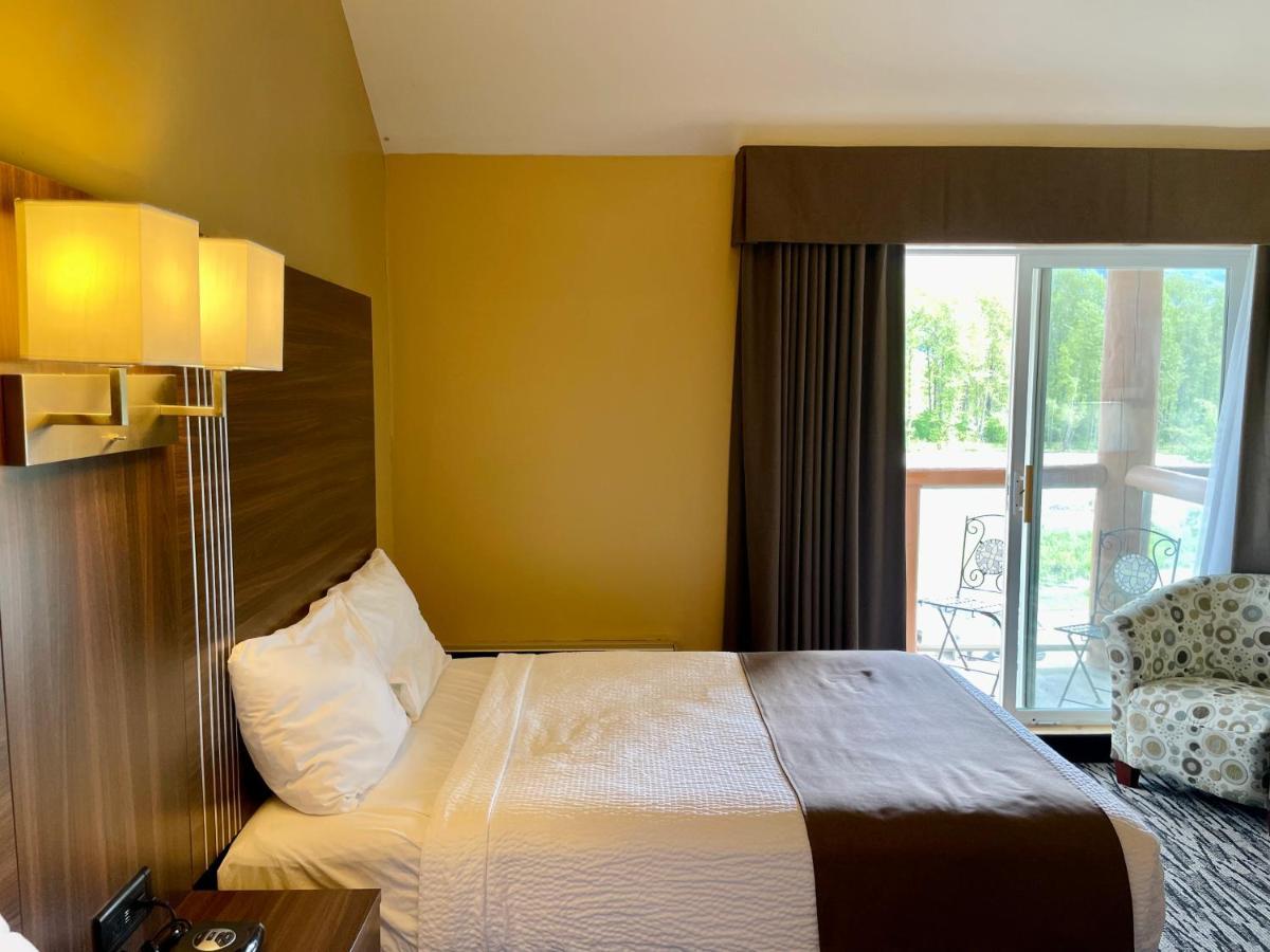 Fernie Stanford Resort Extérieur photo